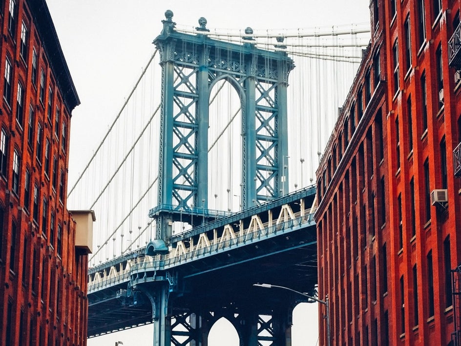 new york bridge angled image