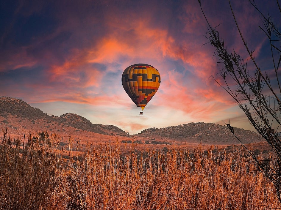 photo of hot air balloon